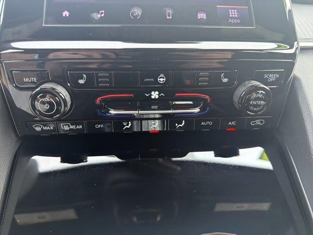2025 Jeep Grand Cherokee L Laredo X 4x4