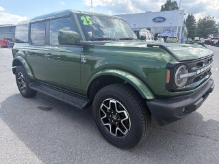 2025 Ford Bronco Outer Banks 4 Door 4x4