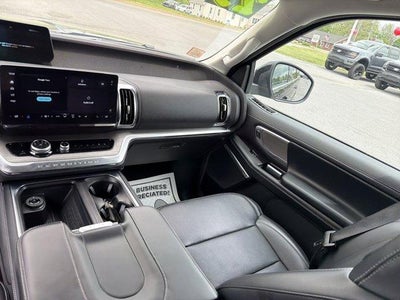 2025 Ford Expedition Max Platinum 4x4