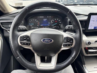 2022 Ford Explorer XLT 4WD