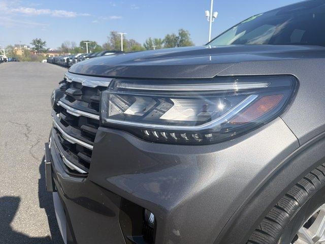 2025 Ford Explorer Active RWD