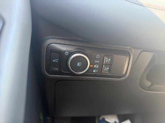 2025 Ford Explorer Active RWD