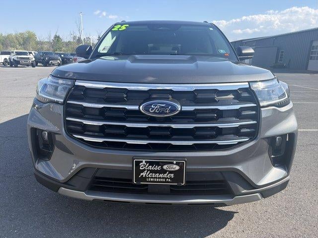 2025 Ford Explorer Active RWD