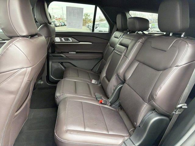 2026 Ford Explorer Platinum 4WD