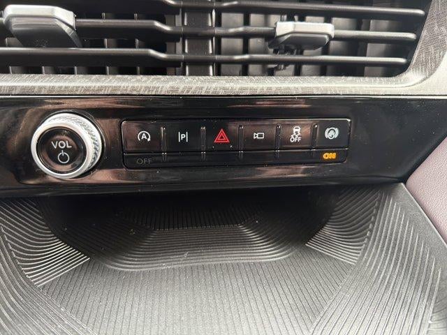 2026 Ford Explorer Platinum 4WD