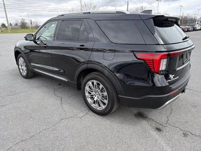 2026 Ford Explorer Platinum 4WD