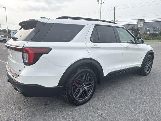 2025 Ford Explorer ST 4WD