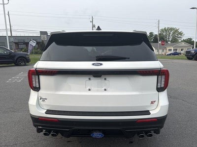 2025 Ford Explorer ST 4WD