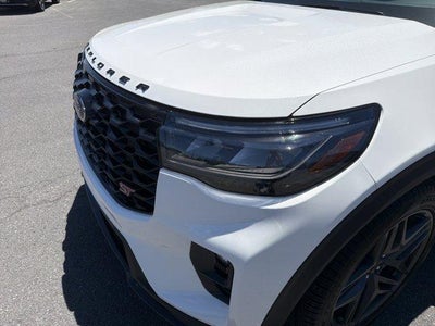 2025 Ford Explorer ST 4WD