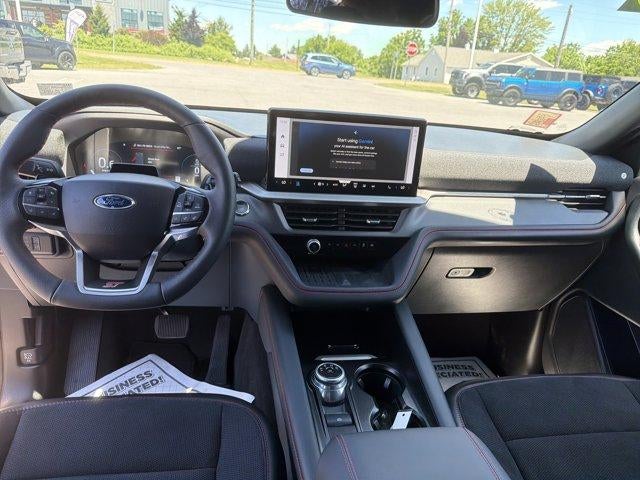 2025 Ford Explorer ST 4WD