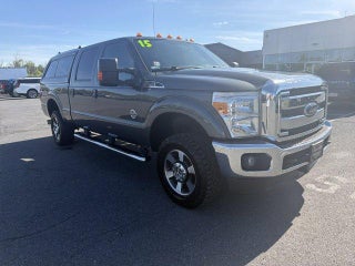 2015 Ford Super Duty F-250 SRW 4WD Crew Cab 6-3/4 Ft Box Lariat