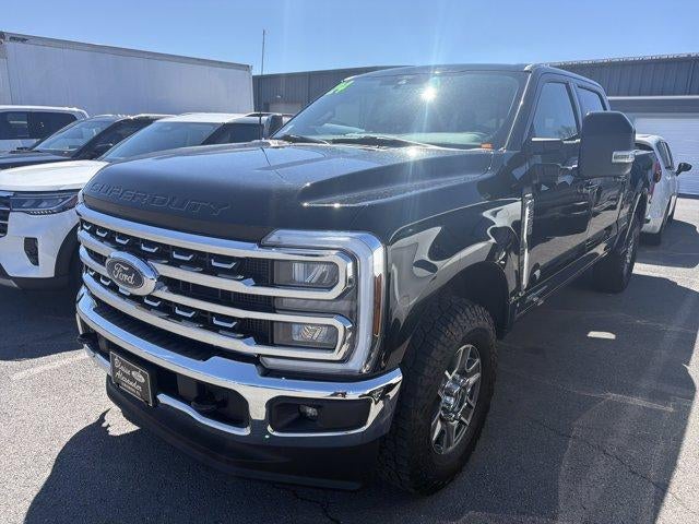2024 Ford Super Duty F-250 SRW LARIAT 4WD Crew Cab 6.75' Box