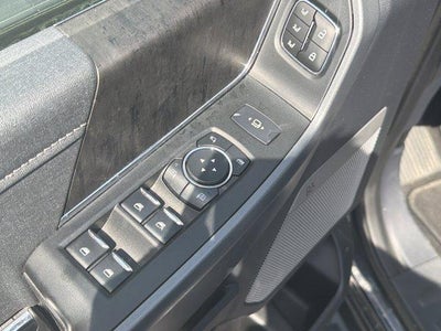 2024 Ford Super Duty F-350 SRW LARIAT 4WD Crew Cab 6.75' Box