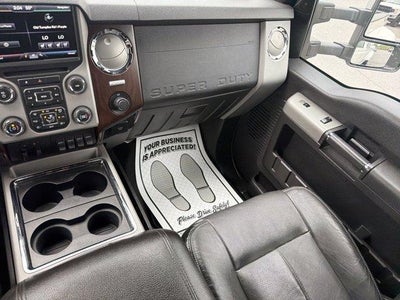 2016 Ford Super Duty F-450 DRW 4WD Crew Cab 8 Ft Box Lariat