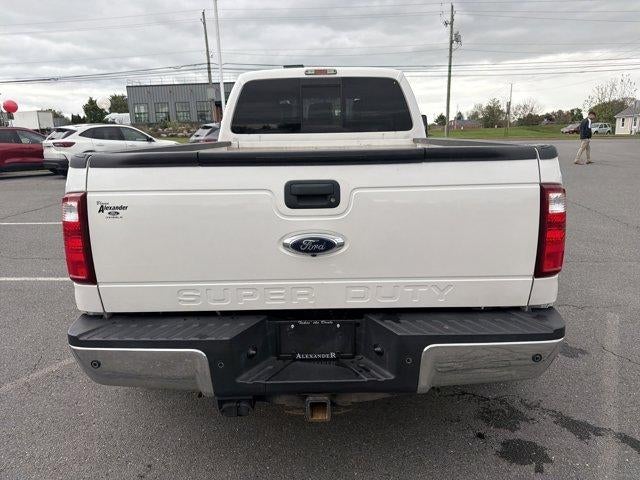 2016 Ford Super Duty F-450 DRW 4WD Crew Cab 8 Ft Box Lariat