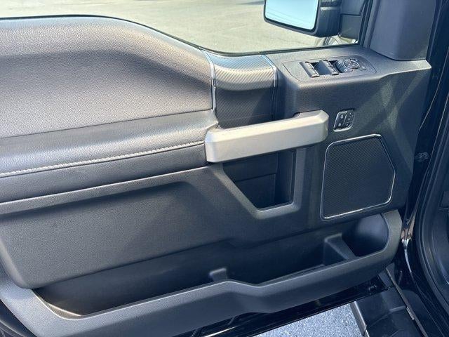 2020 Ford F-150 LARIAT 4WD SuperCrew 5.5' Box