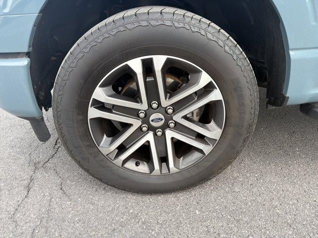 2023 Ford F-150 XL 4WD SuperCrew 5.5' Box