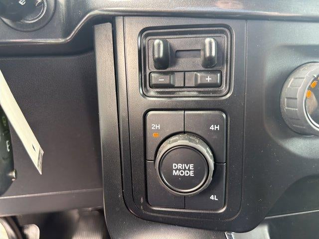 2023 Ford F-150 XL 4WD SuperCrew 5.5' Box