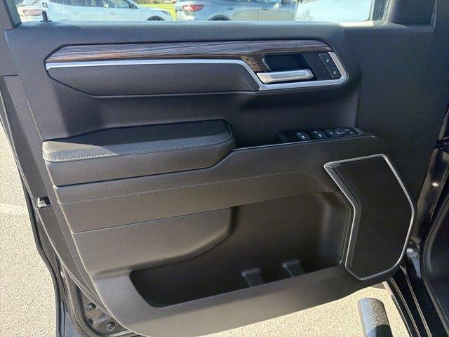 2025 Chevrolet Silverado 1500 Crew Cab Short Box 4-Wheel Drive LT 1LT