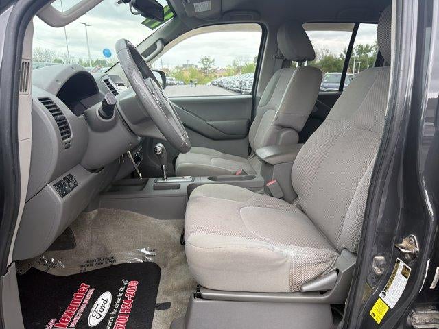 2014 Nissan Frontier 4WD Crew Cab SWB Auto SV
