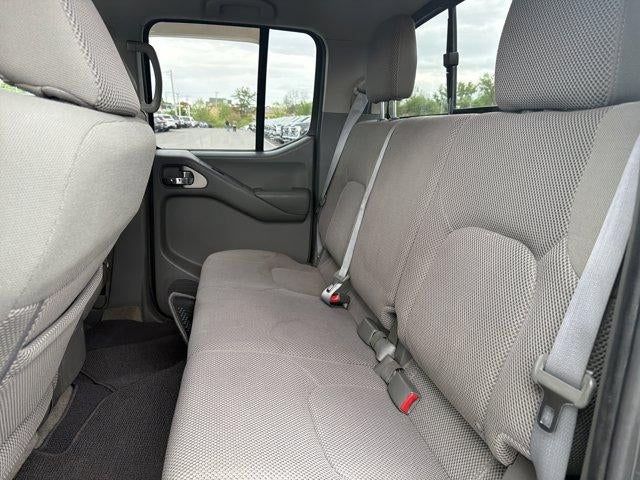 2014 Nissan Frontier 4WD Crew Cab SWB Auto SV