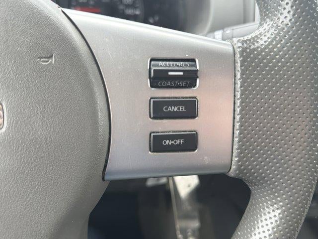 2014 Nissan Frontier 4WD Crew Cab SWB Auto SV