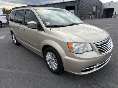 2013 Chrysler Town & Country 4dr Wgn Touring-L