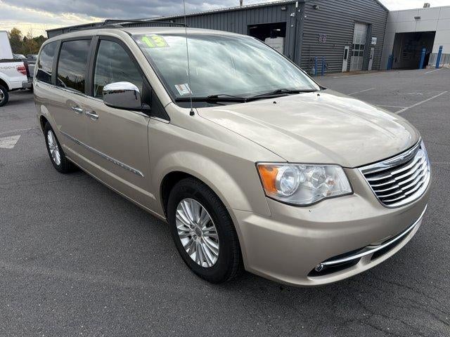 2013 Chrysler Town & Country 4dr Wgn Touring-L