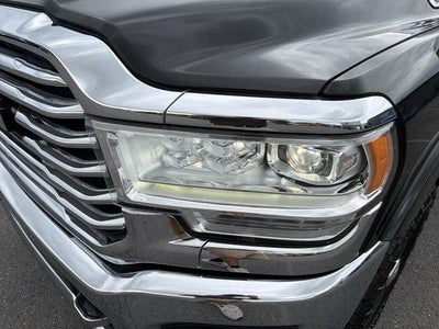 2020 RAM 3500 Longhorn 4x4 Crew Cab 6'4" Box