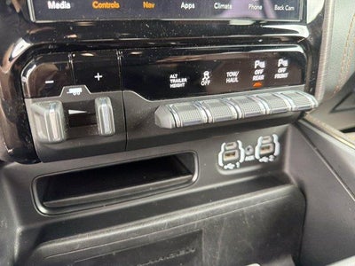 2020 RAM 3500 Longhorn 4x4 Crew Cab 6'4" Box