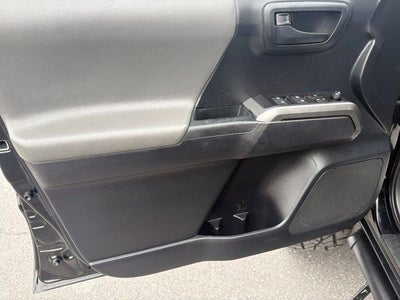 2019 Toyota Tacoma 4WD 4WD SR5 Double Cab 5' Bed V6 AT (GS)