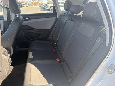 2024 Volkswagen Taos SE FWD