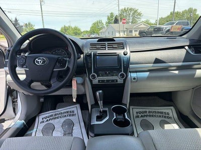 2012 Toyota Camry 4dr Sdn I4 Auto LE (Natl)