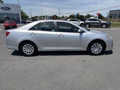 2012 Toyota Camry 4dr Sdn I4 Auto LE (Natl)