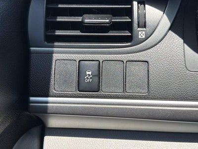 2012 Toyota Camry 4dr Sdn I4 Auto LE (Natl)