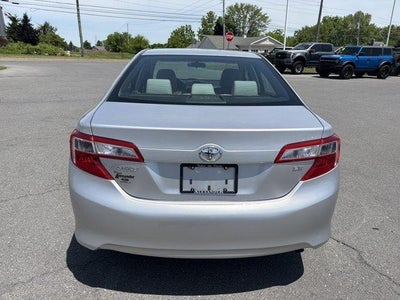 2012 Toyota Camry 4dr Sdn I4 Auto LE (Natl)