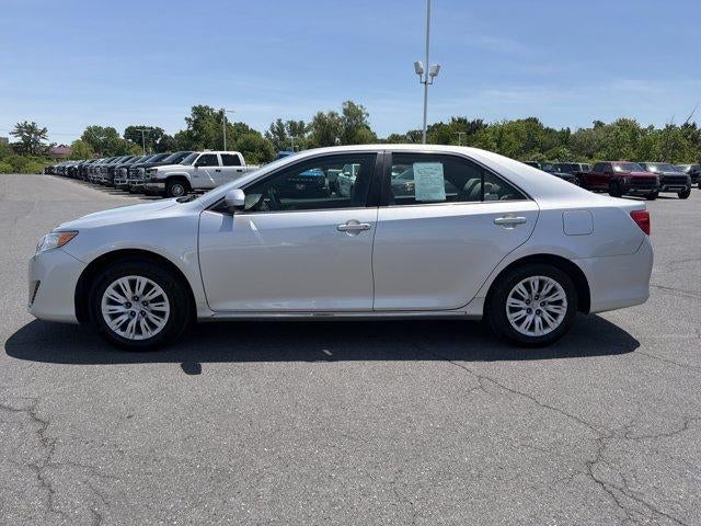 2012 Toyota Camry 4dr Sdn I4 Auto LE (Natl)