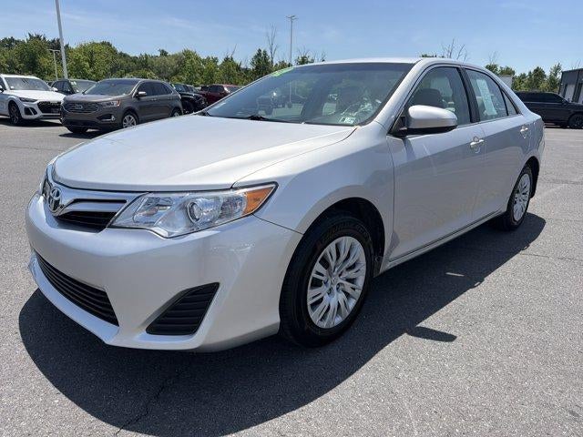 2012 Toyota Camry 4dr Sdn I4 Auto LE (Natl)