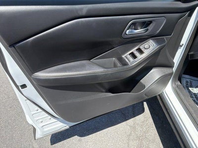 2024 Nissan Rogue AWD SV