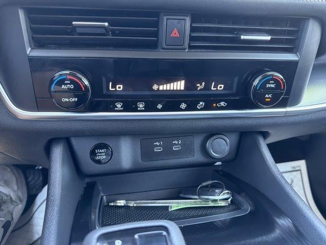 2024 Nissan Rogue AWD SV