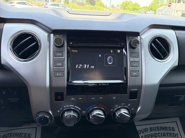2016 Toyota Tundra 4WD Truck 4WD CrewMax Short Bed 5.7L SR5 (SE)