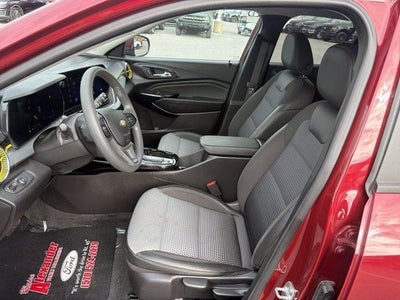 2025 Chevrolet Trax FWD 4dr LT