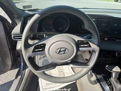 2023 Hyundai ELANTRA SEL IVT