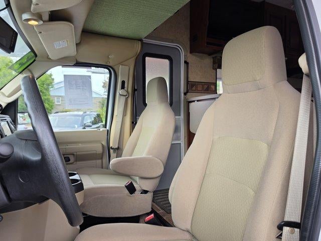 2012 Ford Econoline Commercial Cutaway E-450 Super Duty 158" DRW