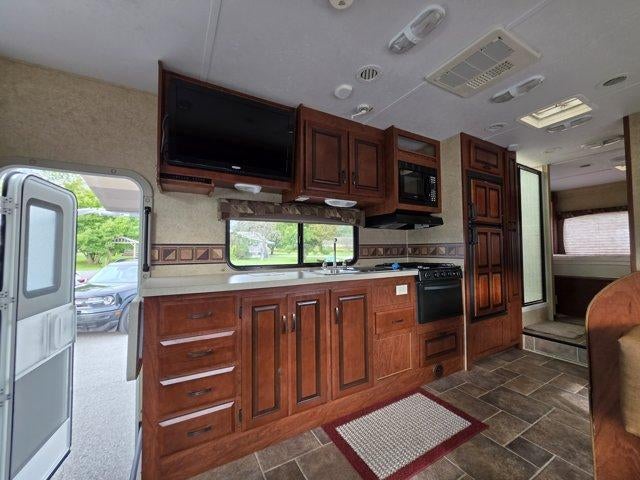 2012 Ford Econoline Commercial Cutaway E-450 Super Duty 158" DRW