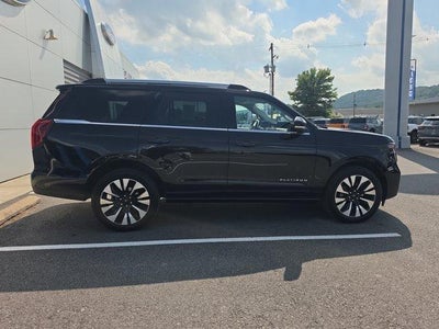 2025 Ford Expedition Platinum 4x4