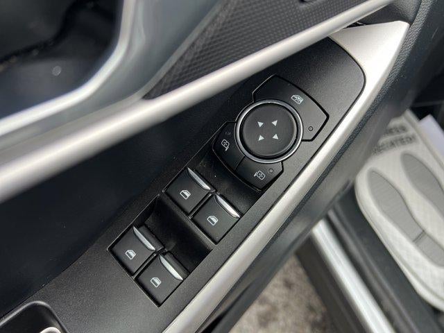 2022 Ford Explorer XLT 4WD