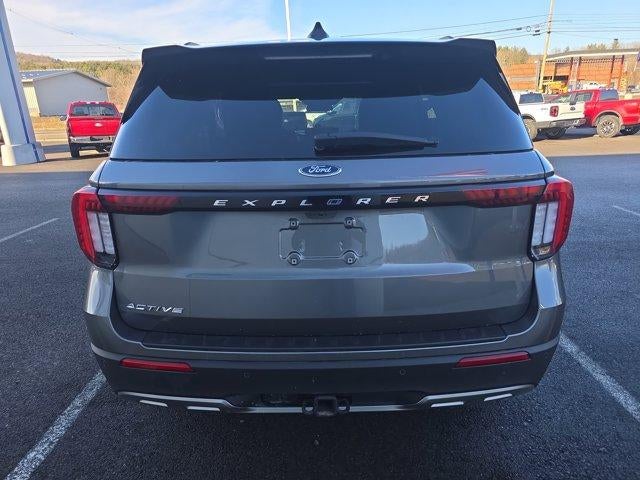 2025 Ford Explorer Active RWD