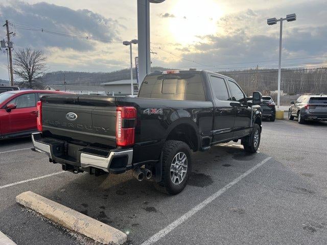 2024 Ford Super Duty F-250 SRW LARIAT 4WD Crew Cab 6.75' Box
