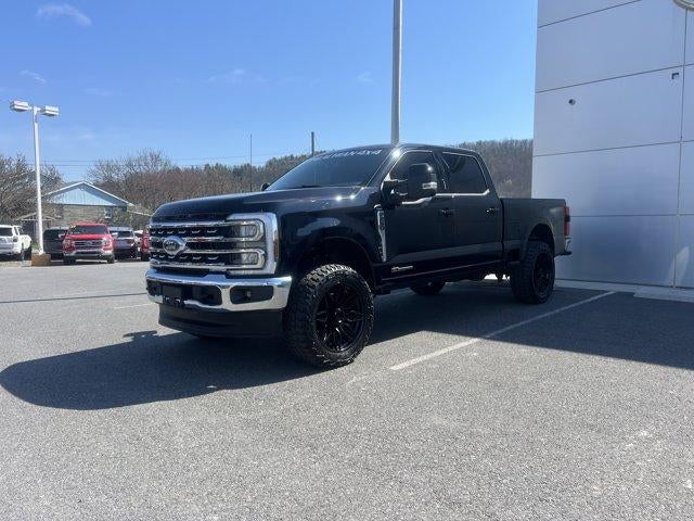 2024 Ford Super Duty F-250 SRW LARIAT 4WD Crew Cab 6.75' Box